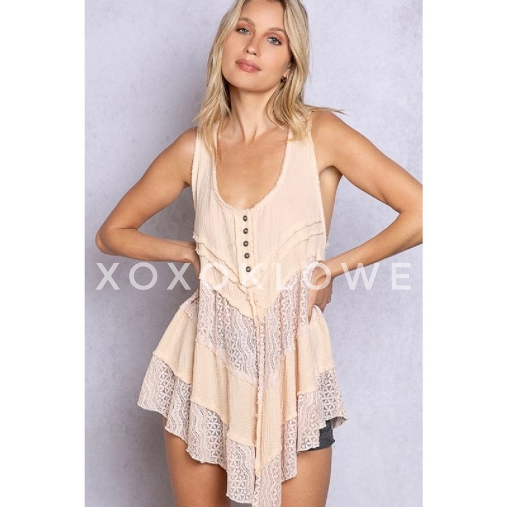 POL Natural Pink Lace Piece Half Button Sleeveless Tunic Tank - Picture 3 of 14